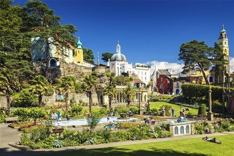 Coach Holidays to Llandudno (York Minster)
